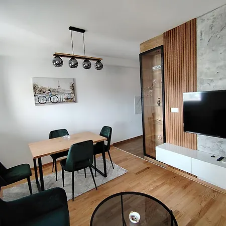 Luna Apartment